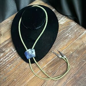 Elegant Blue Stone Bolo Tie Necklace